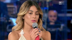 635 4OttMartina Stoessel-700.jpg (41 KB)