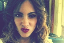 Tini-Stoessel7-e1369320670723.jpg (51 KB)