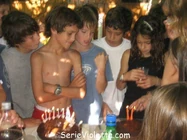 Fotos-Martina-Stoessel-pequena-2.jpg (57 KB)