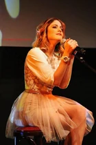 Large45678.jpg (43 KB)