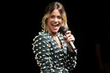 Tini (142)