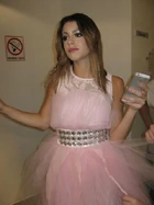 Tini Como Quieres backstage.jpg (35 KB)