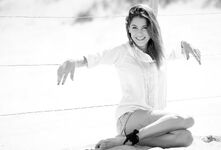 Martina-stoessel-photoshoot-sitoweb-3