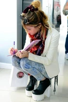 Martu29.jpg (277 KB)