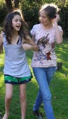 Tini-y-su-amiga.png (167 KB)