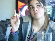 Martina peace!.jpg (49 KB)