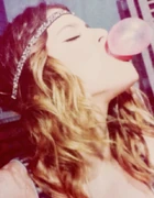 Tumblr mwzikrGN1R1seie76o1 500.jpg (252 KB)