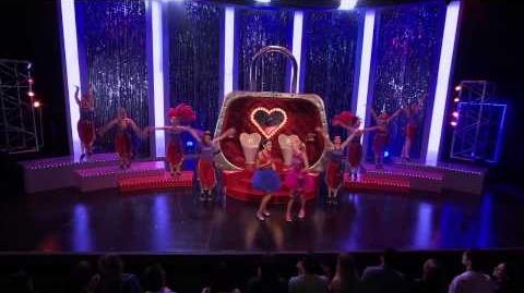 Violetta Peligrosamente Bellas (Episodio 40 - Temporada 2)