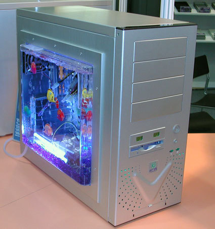 Корпус аквариум. Lian li PC-6010. Lian li аквариум. Lian li Aquarium PC. Системник с рыбками.