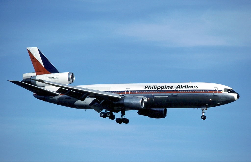 Flight 100. Филиппинские авиалинии. MCDONNELL Douglas DC-10 FEDEX. DC-10-10. Flight c100.