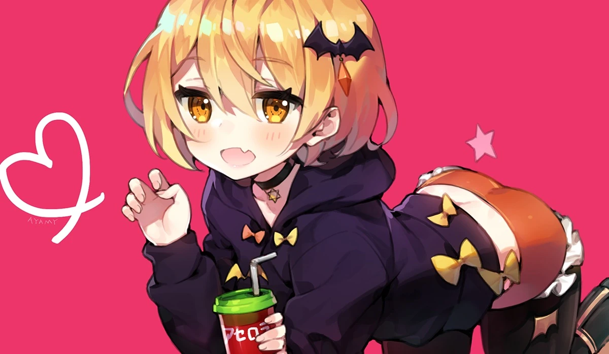 Yozora Mel in Hoodie