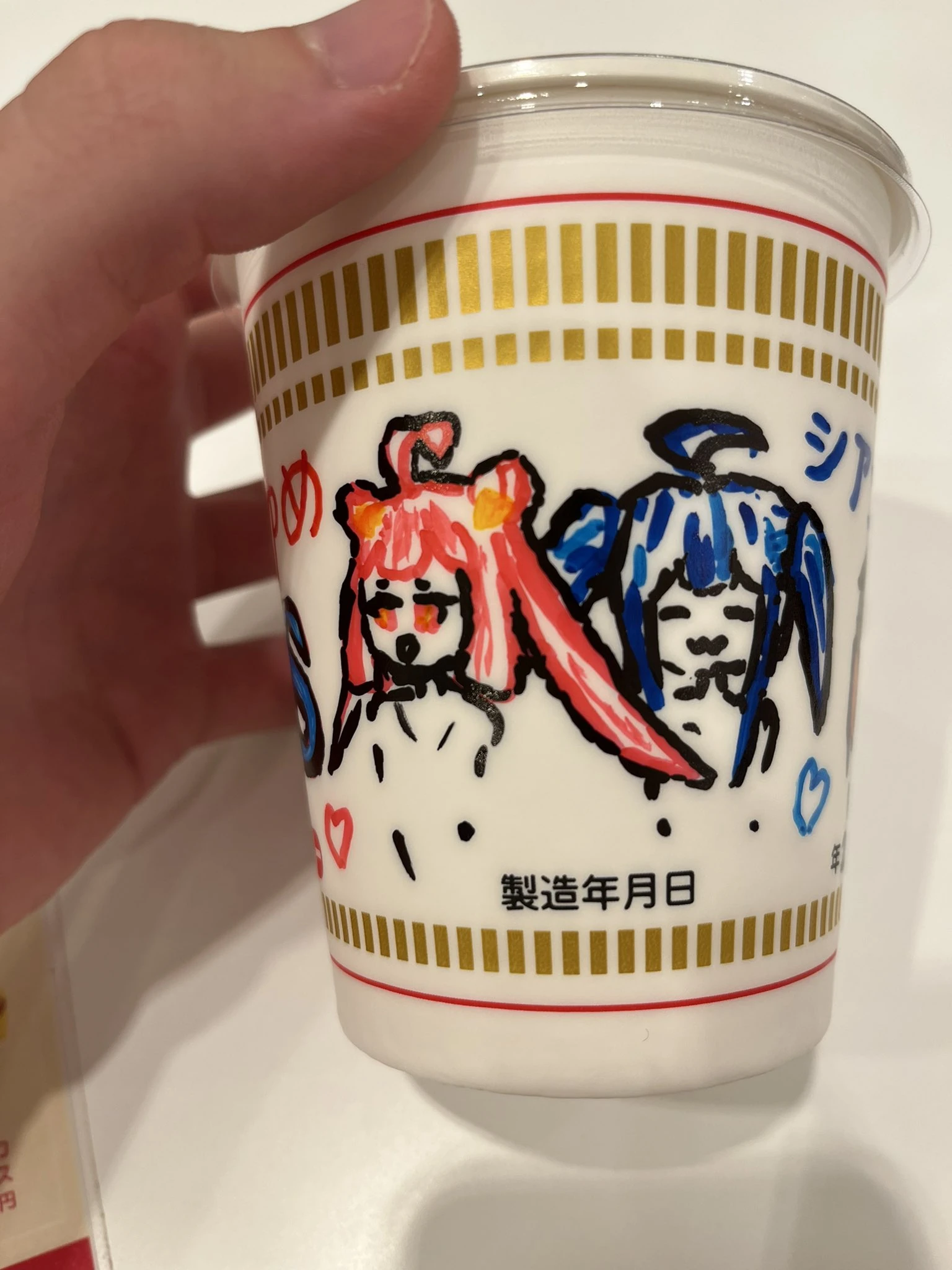 Drawing on cup of noodles by @paulkurz8