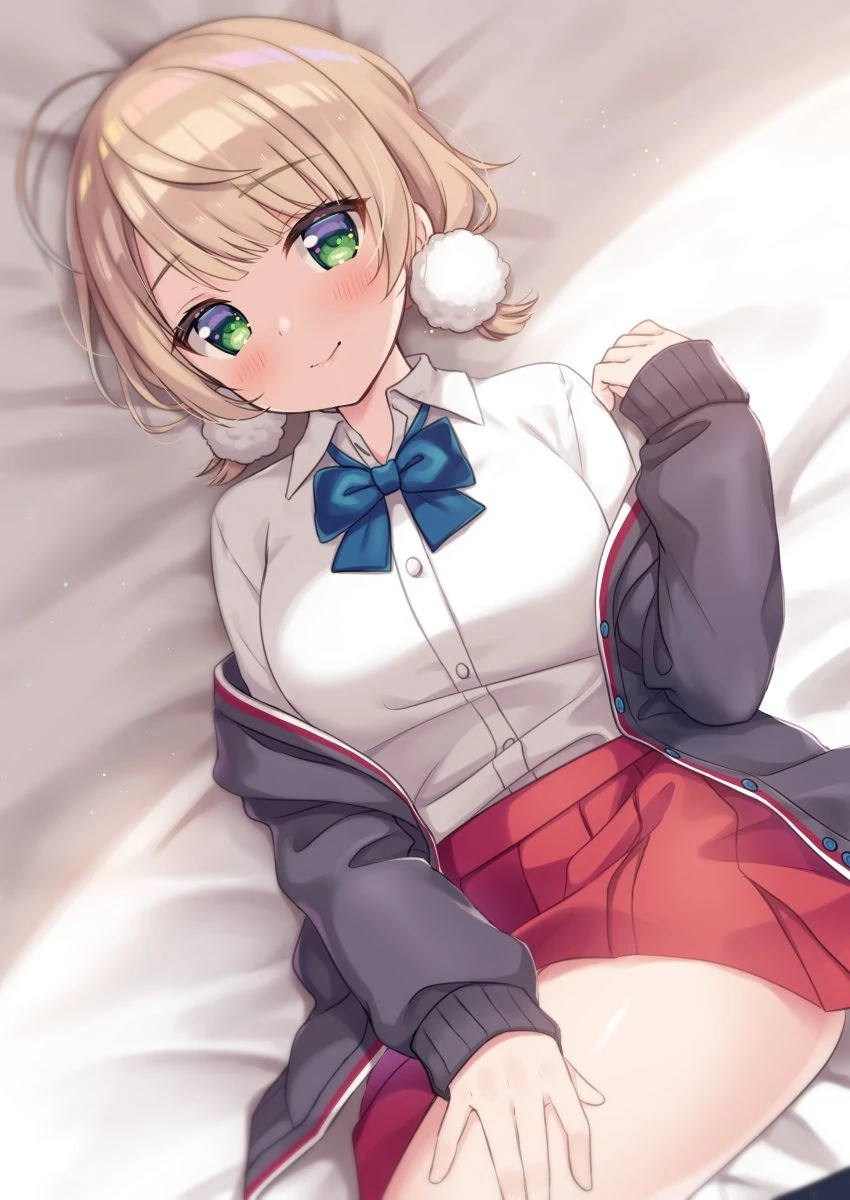 Ui Lying on the Bed by Himesaki Yuzuru