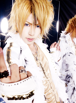 Shin (シン) | Visual Kei Wiki | Fandom