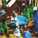 MEDIA 6.jpg (31 KB) SPIRAL COLORS full-length (1996.07.01)