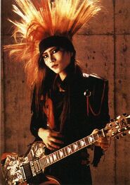 Hide0516