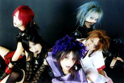 Luinspear | Visual Kei Encyclopaedia | Fandom