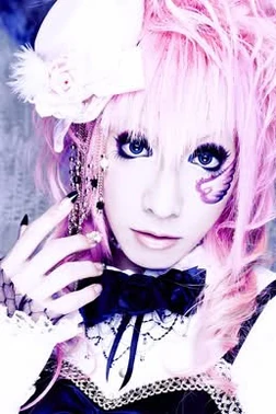 Von lycaon appearance. Yuuki lycaon. Rokku gyaru. Lycaon band. Belle lycaon.