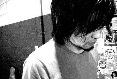 ミュージシャン nono 133631-under-group-photo.large.jpg