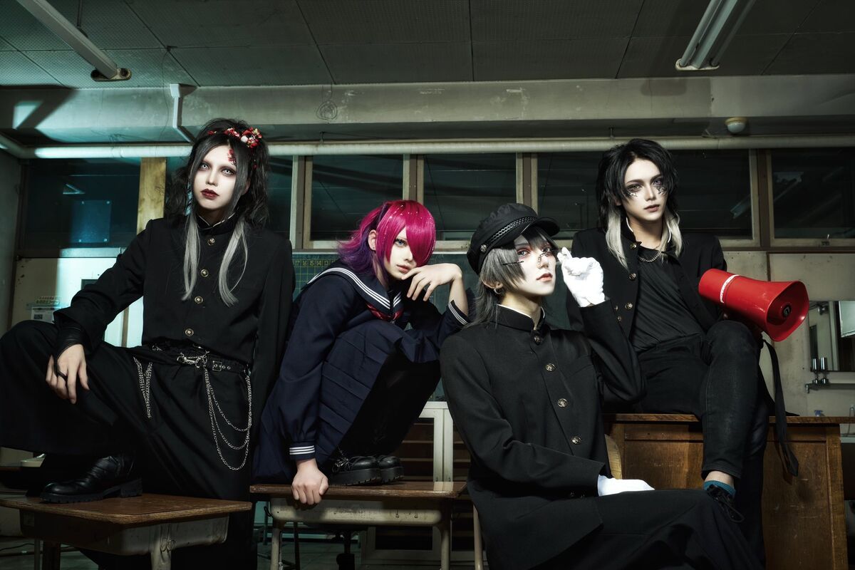 くろんこ Kuroneko (黑猫) | Visual Kei Encyclopaedia | Fandom