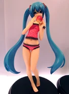 R&C figurine.jpg (220 KB) "Romeo to Cinderella"s garage kit figurine in the Wonder Festival