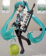 Max Factory's Hatsune Miku 1/7 Figurine HSP Ver.
