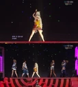SeeU and GLAM collaborate on SBS's show Inkigayo.