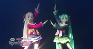 Miku and Luka performing the song magnet in 39's Giving Day 2012.