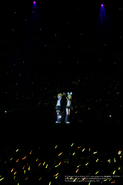 Rin and Len performing "Gemini".