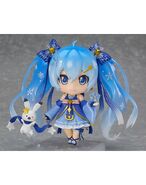 SNOW MIKU Twinkle Snow ver. and Yukine Nenroid