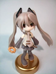 ATELIER HIRO Hatsune Miku × Pinky:st - Milk Tea2013?