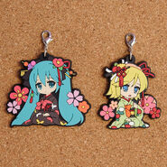 Hobby Stock's "Yumemiru Kotori" phone straps.