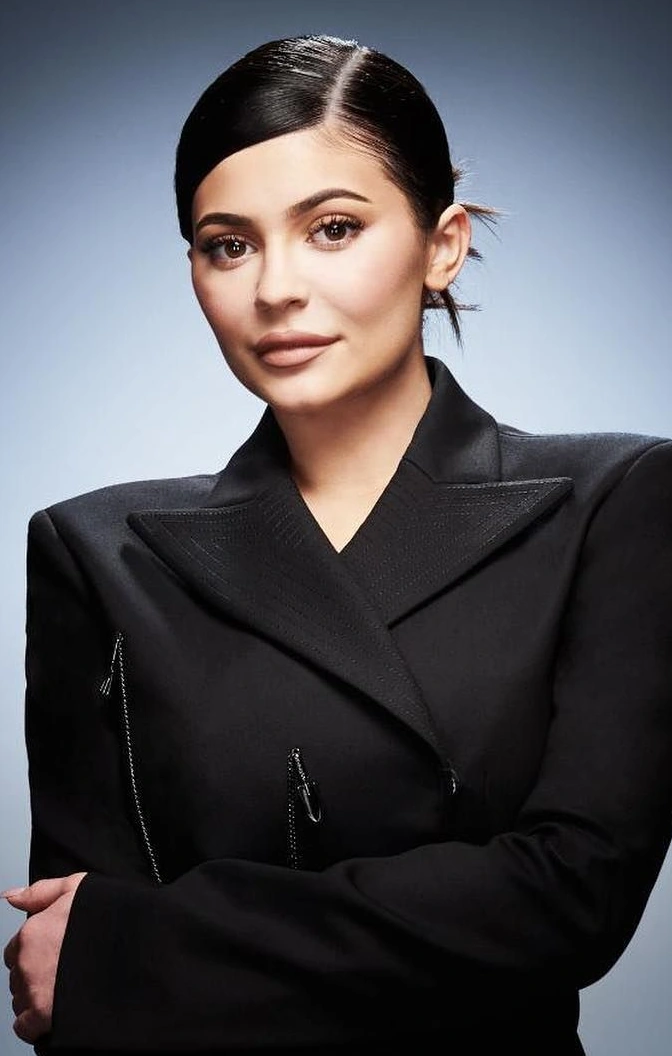 Kylie Jenner | Voice Actors from the world Wikia | Fandom