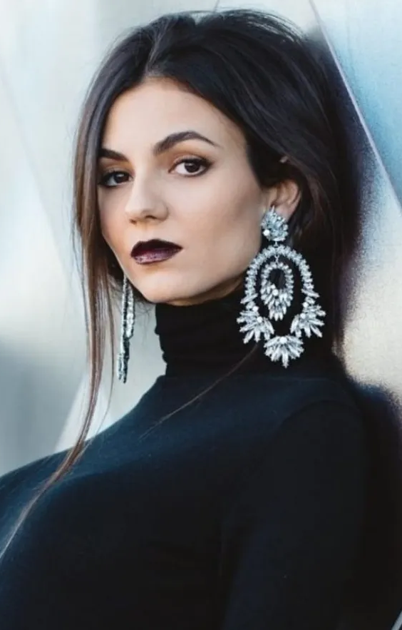 Nickelodeon Star Victoria Justice Is Actually Half Puerto Rican