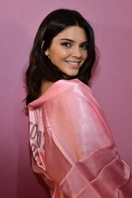 Kendall Jenner, Voice Actors from the world Wikia