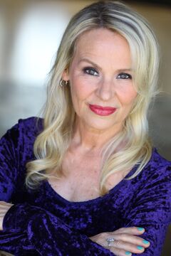 Wendee Lee.jpg