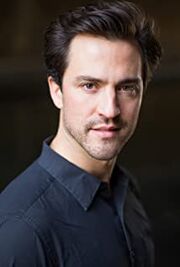 Theo-devaney