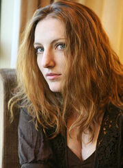 Caitlin Glass.jpg