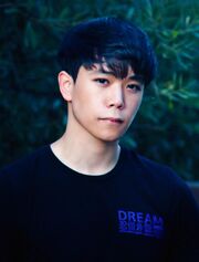 Aleks Le