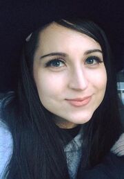 Genevieve Simmons new