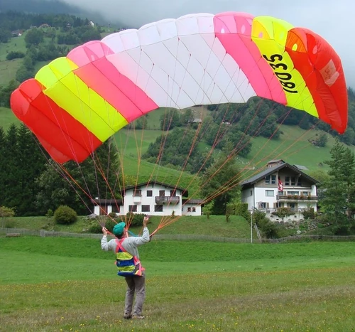 Parapente de 1988 (Randonneuse 9 caissons)