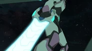 S3E04.289. Close up of Allura's bayard weapon.png (971 KB) Hilt detail of Allura's blue bayard weapon.