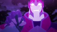 S2E07.233a. Zarkon has no chill as he crushes Shiro's hand