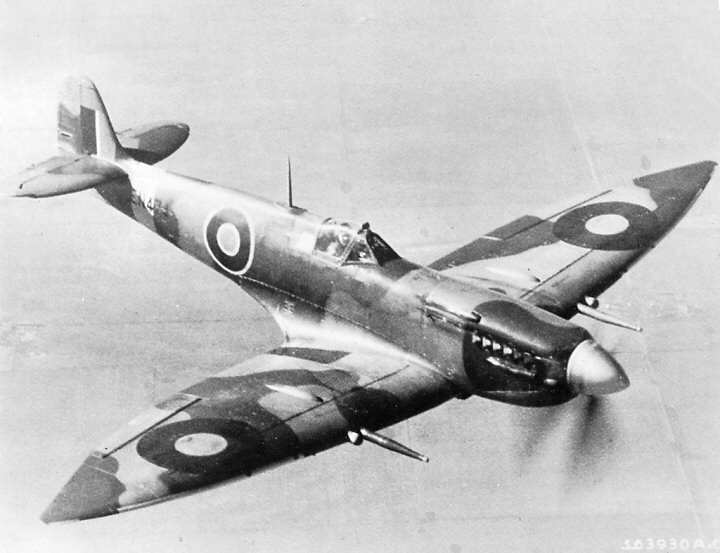 825949 4K, 5K, Supermarine Spitfire Mk.IXc, Airplane, Fighter Airplane,  Painting Art, English - Rare Gallery HD Wallpapers