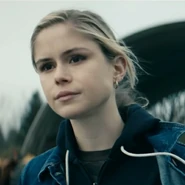 Starlight (TV Series) (771 KB) Annie January