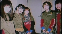 MAD_LOVE_-OFFiCiAL_ViDEO-