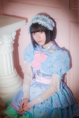 Ajifurai-shion-aug2025