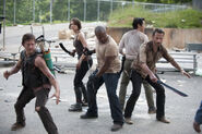 Walking-Dead-Prison-1