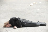 640px-Axel Muerto 3x10