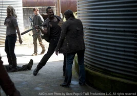 Review-the-walking-dead-3-13-arrow-on-the-doorpost3